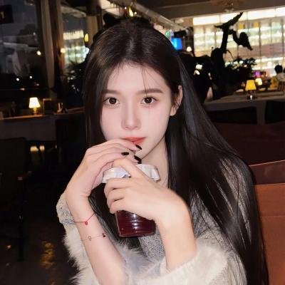 黑衣女子的香气